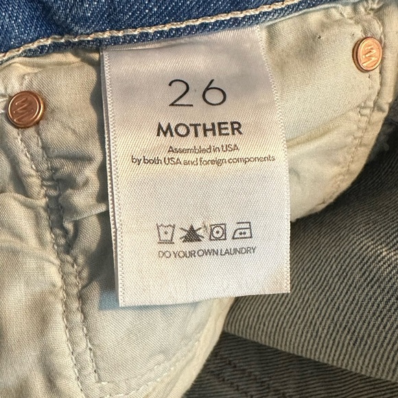 MOTHER Denim high-waisted hiker hover chew jeans in Ain’t My First Rodeo Size 26 - Picture 8 of 12
